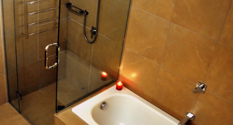 Bathroom Fixtures Queenstown two bedroom lakeview apartment - highview apartments queenstown Bathroom Fixtures Queenstown two bedroom lakeview apartment - highview apartments queenstown